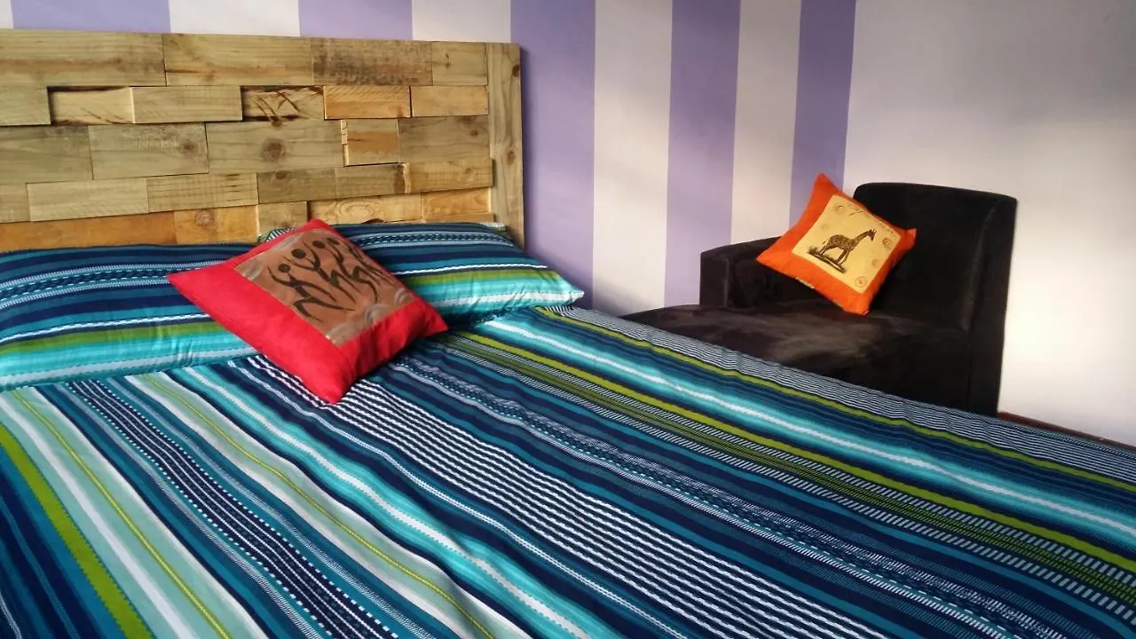 Mr.B House Hotel Kraaifontein Guest house