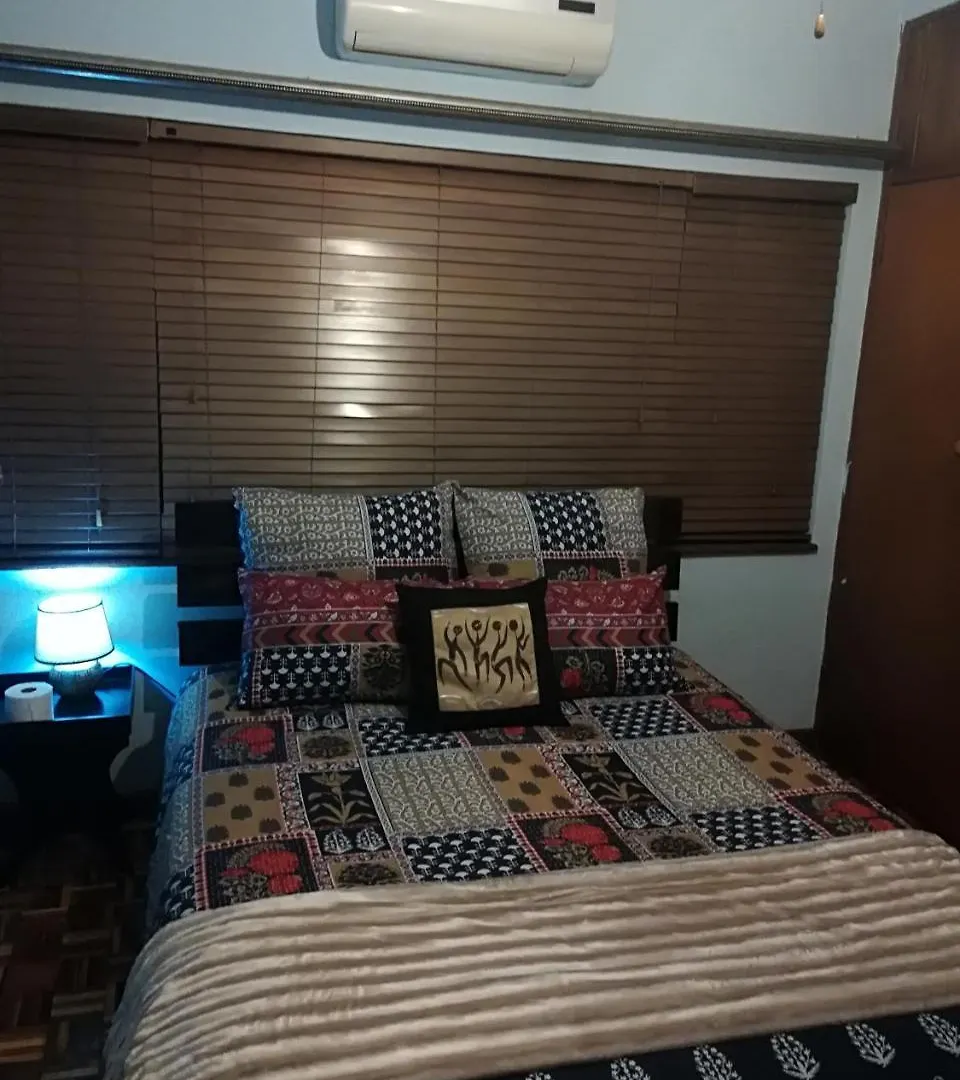 Guest house Mr.B House Hotel Kraaifontein